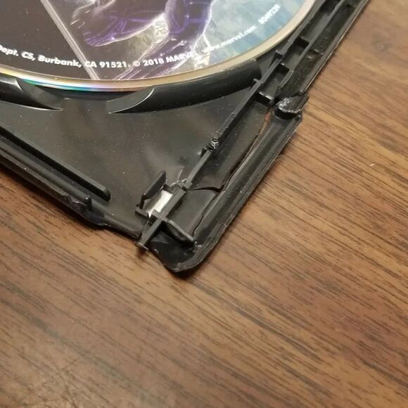 Marvel Studios DVDs Black Panther/Thor Ragnarok - Picture 8 of 8